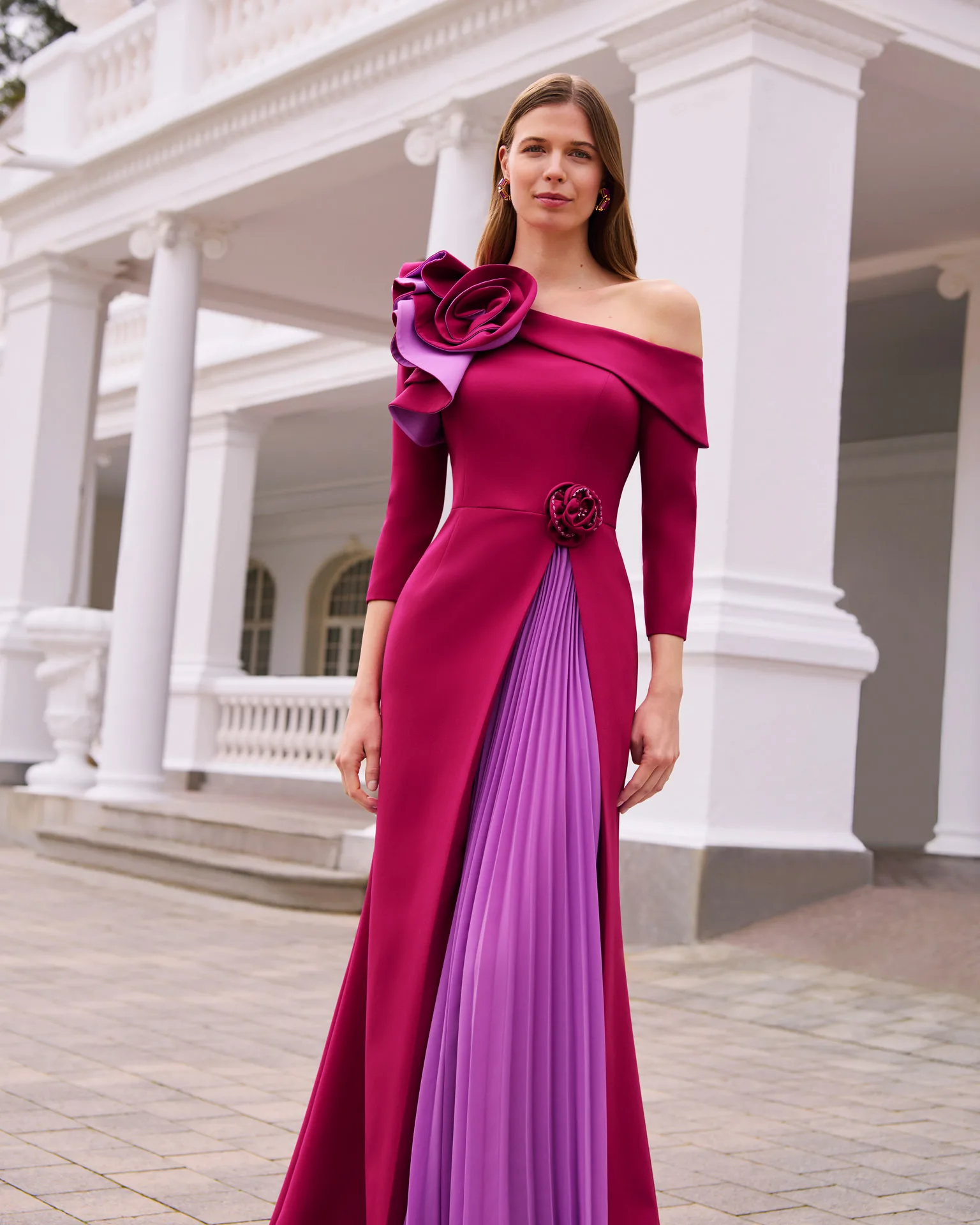 1g06 Couture Club 1