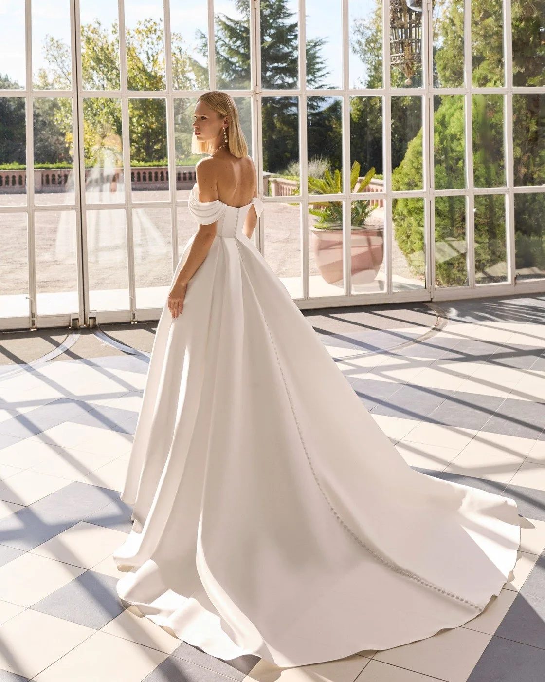 2s59 Fulvia Luna Novias 4